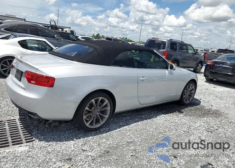 2014 Audi A5 Premium z USA, uszkodzony, nr VIN WAUAFAFH9EN001547